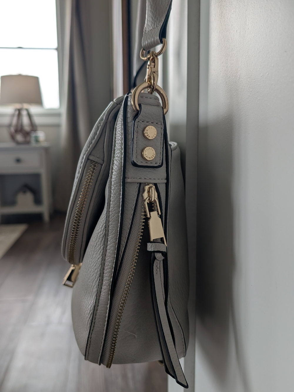 Crossbody Poppy & Peonies Downtown - Picture 5 of 9